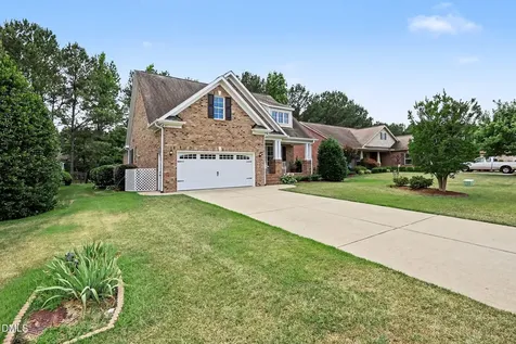 620 Sippihaw Oaks Drive Fuquay Varina NC 27526