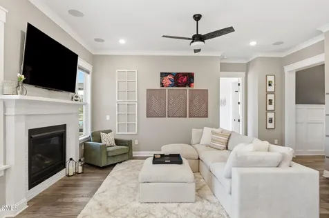 7524 Pinecrest Road Raleigh NC 27613