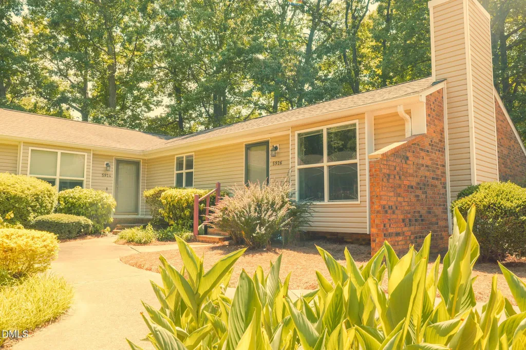 5926 Suncreek Court Raleigh NC 27606