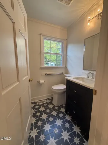5101 Sandlewood Drive Raleigh NC 27609