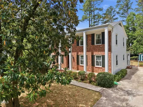 5101 Sandlewood Drive Raleigh NC 27609