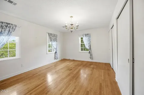 5101 Sandlewood Drive Raleigh NC 27609