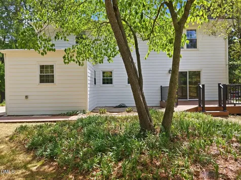 5101 Sandlewood Drive Raleigh NC 27609