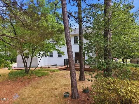 5101 Sandlewood Drive Raleigh NC 27609