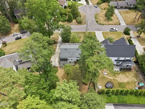 5101 Sandlewood Drive Raleigh NC 27609