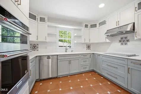 5101 Sandlewood Drive Raleigh NC 27609