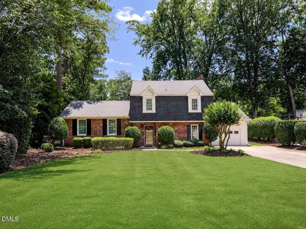516 Blakewood Drive Raleigh NC 27609