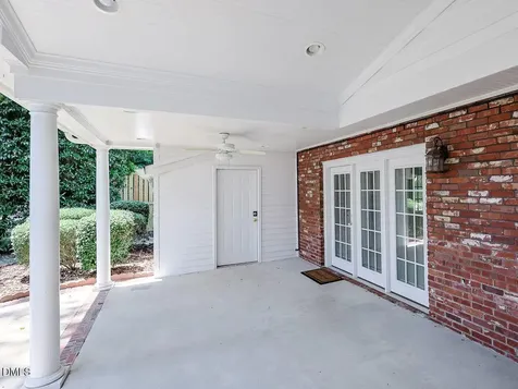 516 Blakewood Drive Raleigh NC 27609