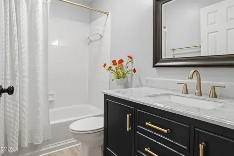 5052 Bartons Enclave Lane Raleigh NC 27613