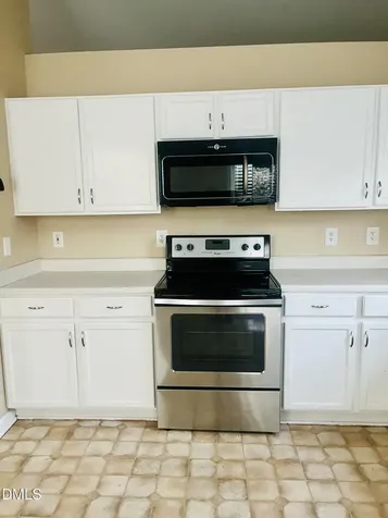 1524 Clover Ridge Court Raleigh NC 27610