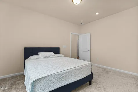 4910 Moosehead Way Fuquay Varina NC 27526