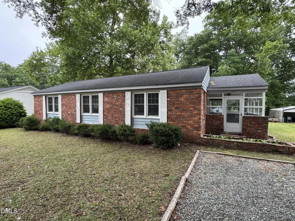 311 Woodland Drive Fuquay Varina NC 27526