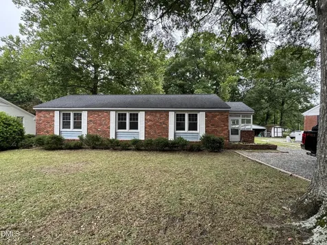 311 Woodland Drive Fuquay Varina NC 27526