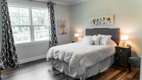 196 Canary Court Raleigh NC 27610