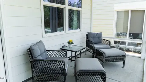 196 Canary Court Raleigh NC 27610