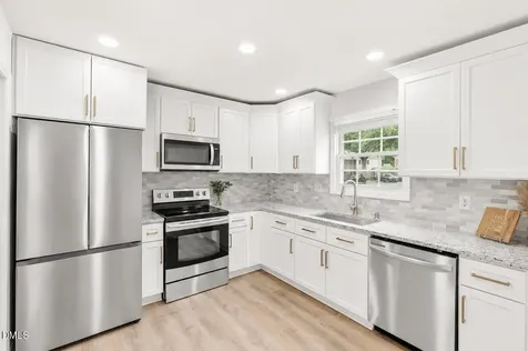 6523 New Market Way Raleigh NC 27615