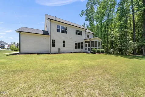 908 Autumn Season Lane Apex NC 27523