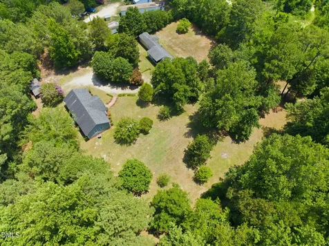 5662 Cokesbury Road Fuquay Varina NC 27526