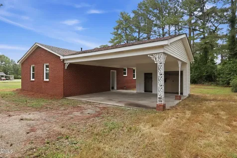 713 Tyree Road Kinston NC 28504