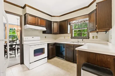 306 Leland Drive Greensboro NC 27455