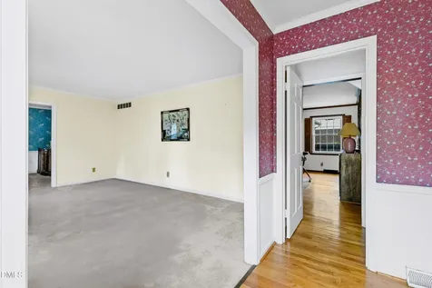 306 Leland Drive Greensboro NC 27455