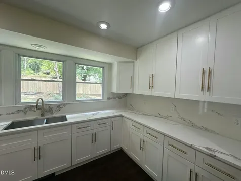 4409 Queenstown Court Raleigh NC 27612