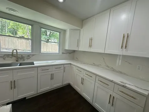 4409 Queenstown Court Raleigh NC 27612