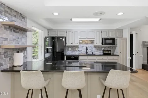 5516 Den Heider Way Raleigh NC 27606