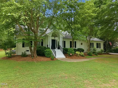 5516 Den Heider Way Raleigh NC 27606