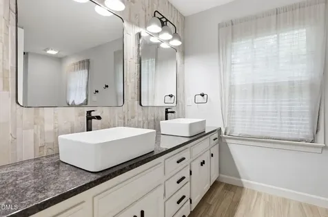 5516 Den Heider Way Raleigh NC 27606