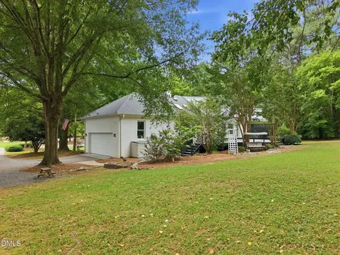 5516 Den Heider Way Raleigh NC 27606