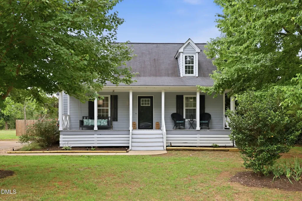 100 New Castle Court Youngsville NC 27596
