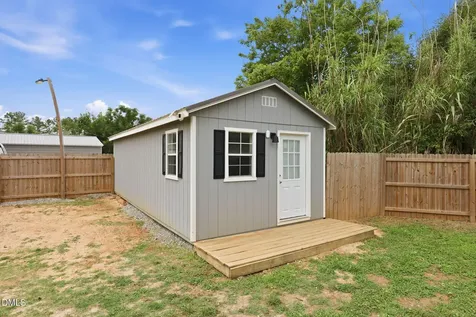 100 New Castle Court Youngsville NC 27596