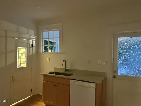 1110 Glenwood Avenue Raleigh NC 27605