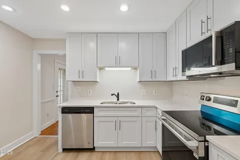 100 Culcross Court Cary NC 27513