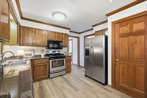 6505 Wooden Shoe Lane Raleigh NC 27613