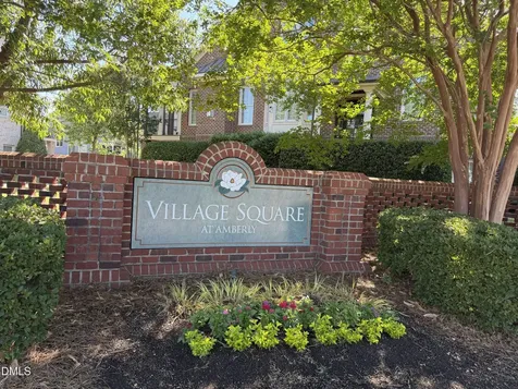 7628 Mccrimmon Parkway Cary NC 27519
