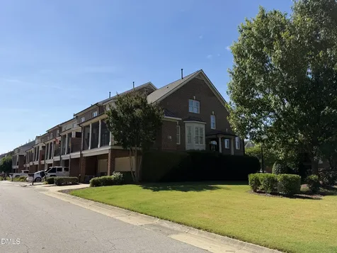 7628 Mccrimmon Parkway Cary NC 27519