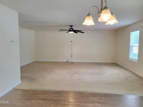 207 Kendall Drive Winston Salem NC 27107