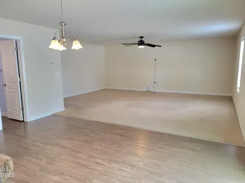 207 Kendall Drive Winston Salem NC 27107