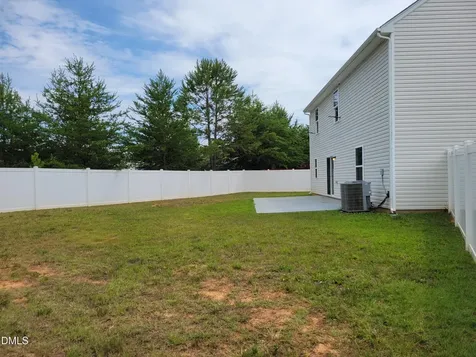 207 Kendall Drive Winston Salem NC 27107