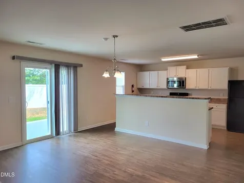 207 Kendall Drive Winston Salem NC 27107
