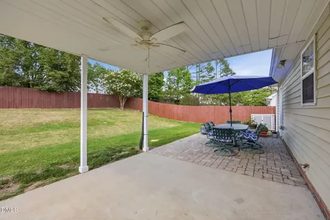 1333 E Stone Arch Drive Fuquay Varina NC 27526