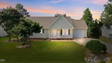 1333 E Stone Arch Drive Fuquay Varina NC 27526