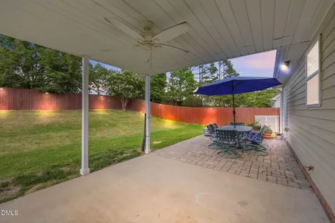 1333 E Stone Arch Drive Fuquay Varina NC 27526