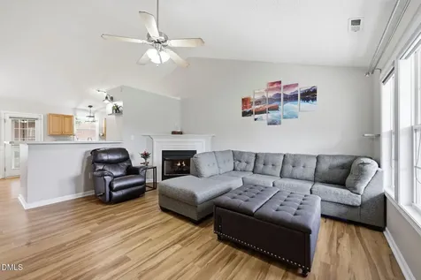 1333 E Stone Arch Drive Fuquay Varina NC 27526
