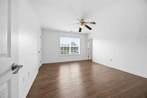934 Ribbonleaf Lane Fuquay Varina NC 27526
