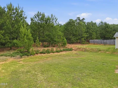 934 Ribbonleaf Lane Fuquay Varina NC 27526