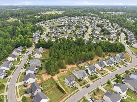 934 Ribbonleaf Lane Fuquay Varina NC 27526