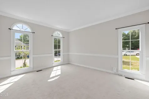 3528 Dewing Drive Raleigh NC 27616
